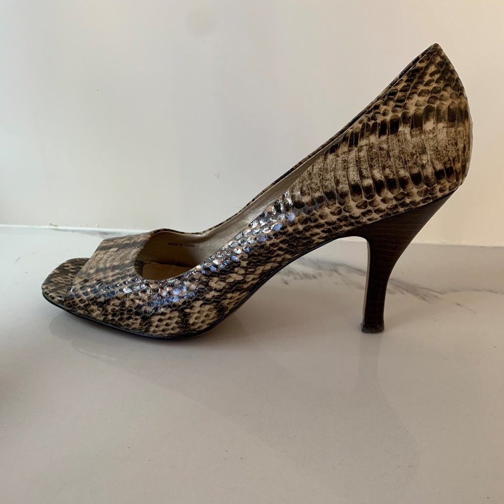 Tahari Riddle snake print heels
